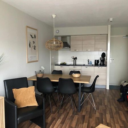 Appartement De Vrijbuiter, Resort Amelander Kaap Hollum  Exteriér fotografie