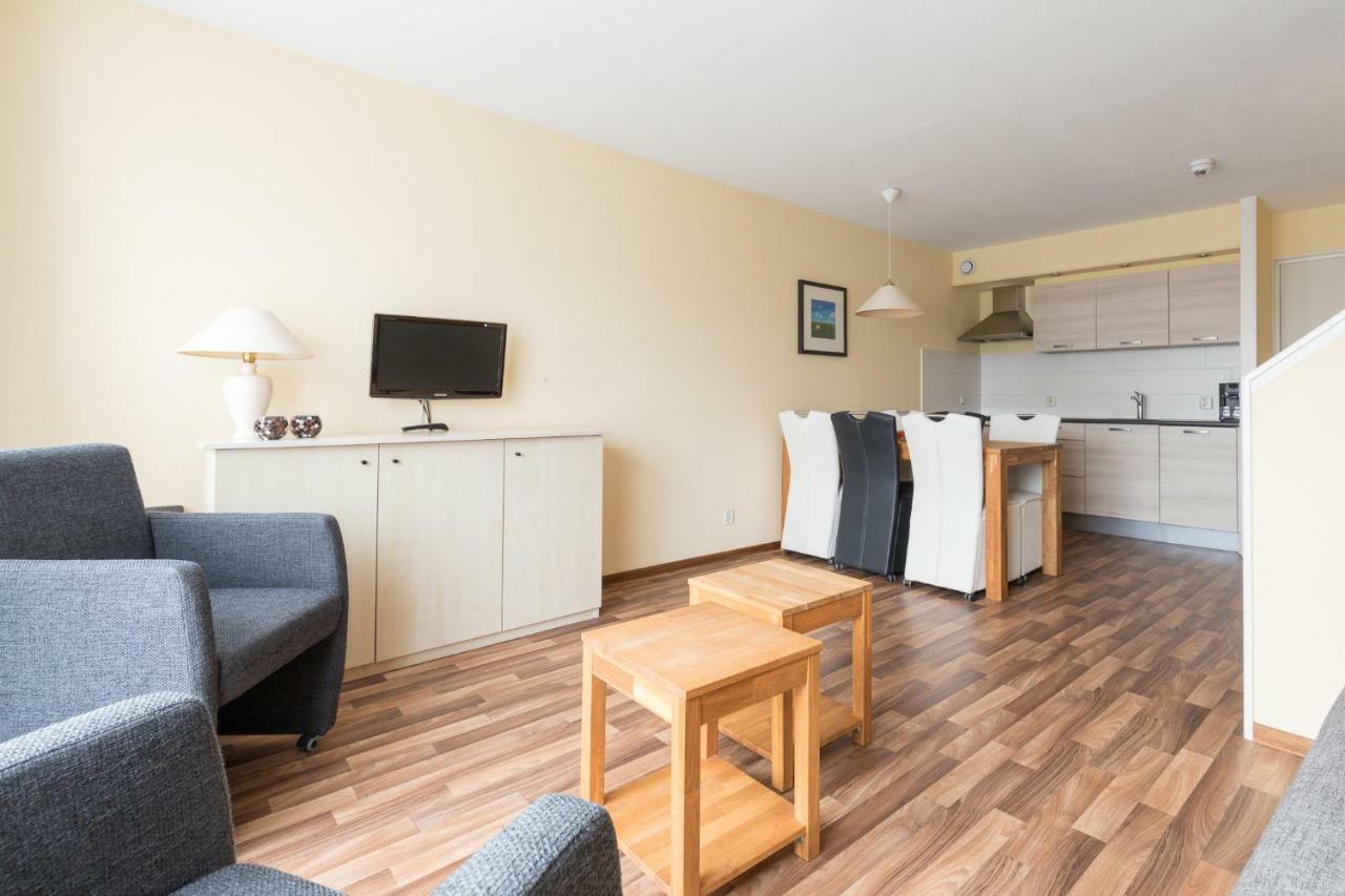 Appartement De Vrijbuiter, Resort Amelander Kaap Hollum  Exteriér fotografie