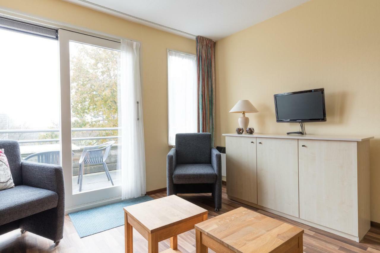 Appartement De Vrijbuiter, Resort Amelander Kaap Hollum  Exteriér fotografie