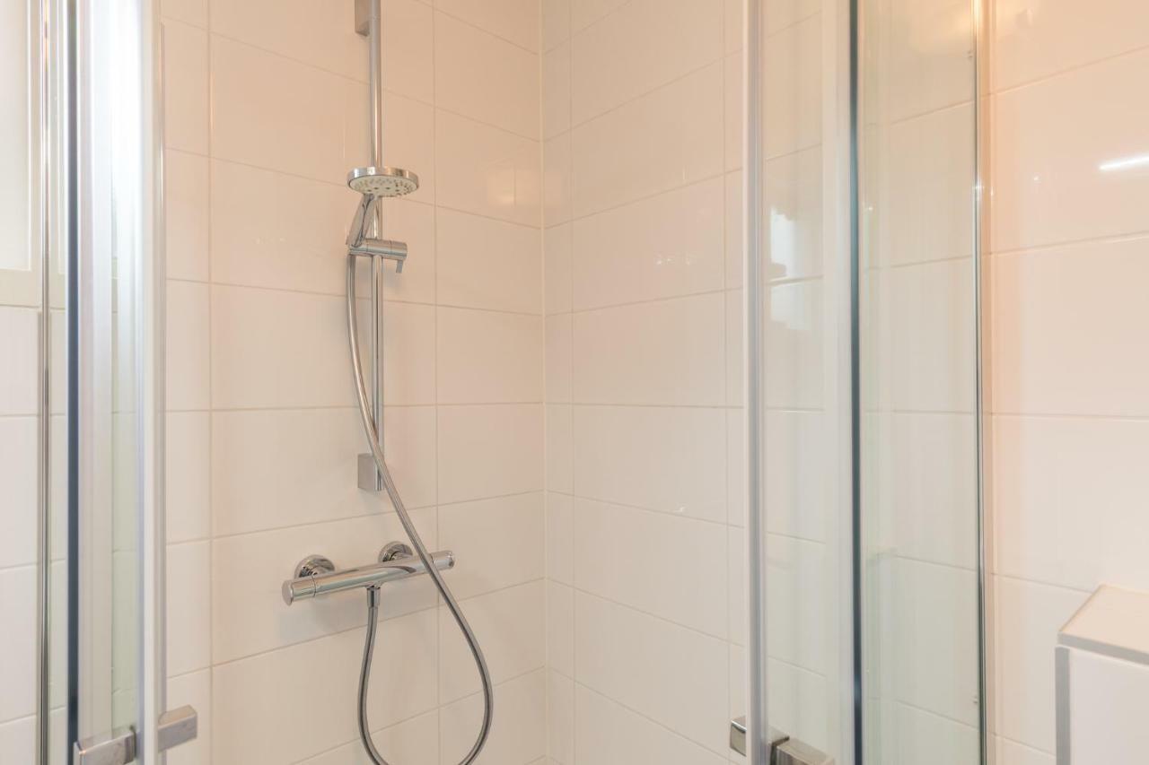 Appartement De Vrijbuiter, Resort Amelander Kaap Hollum  Exteriér fotografie